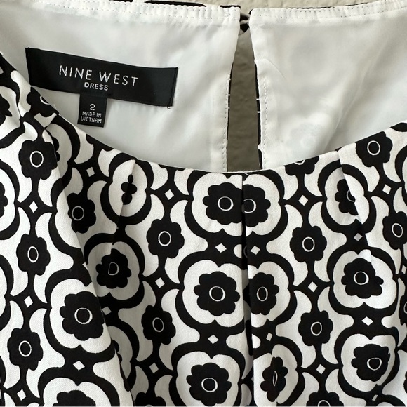 Nine West Sleeveless Dress Black and White Pattern  Women’s Size 2 NWT - Picture 3 of 16